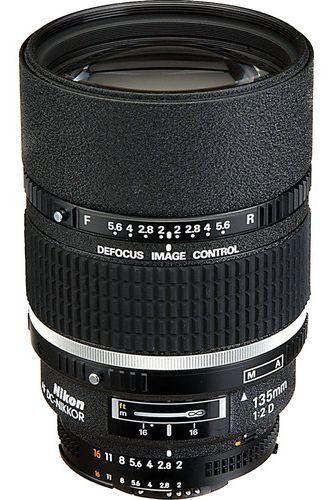 Nikon  AF DC-NIKKOR 135mm f/2D Lens - Black - Good